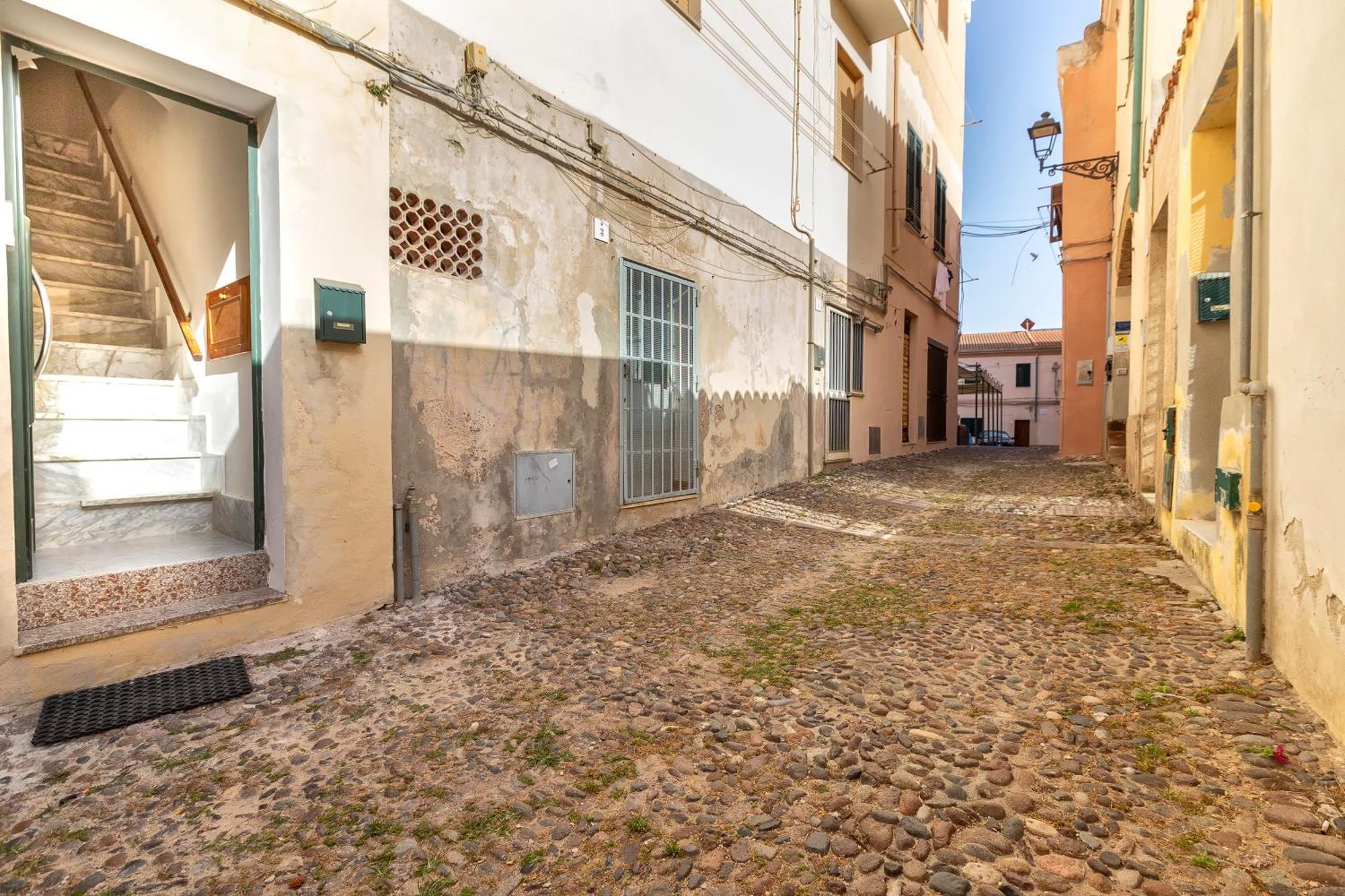 Sardinia Re - Casa Pinuccia Apartment Alghero Bagian luar foto
